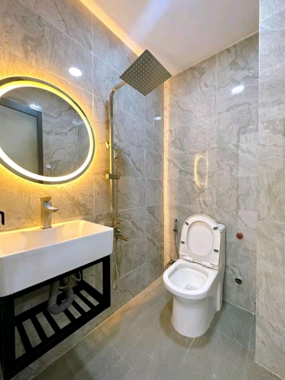 Chính chủ kẹt tiền bán gấp nhà Đường Điện Biên Phủ, Phường 11, Q.10