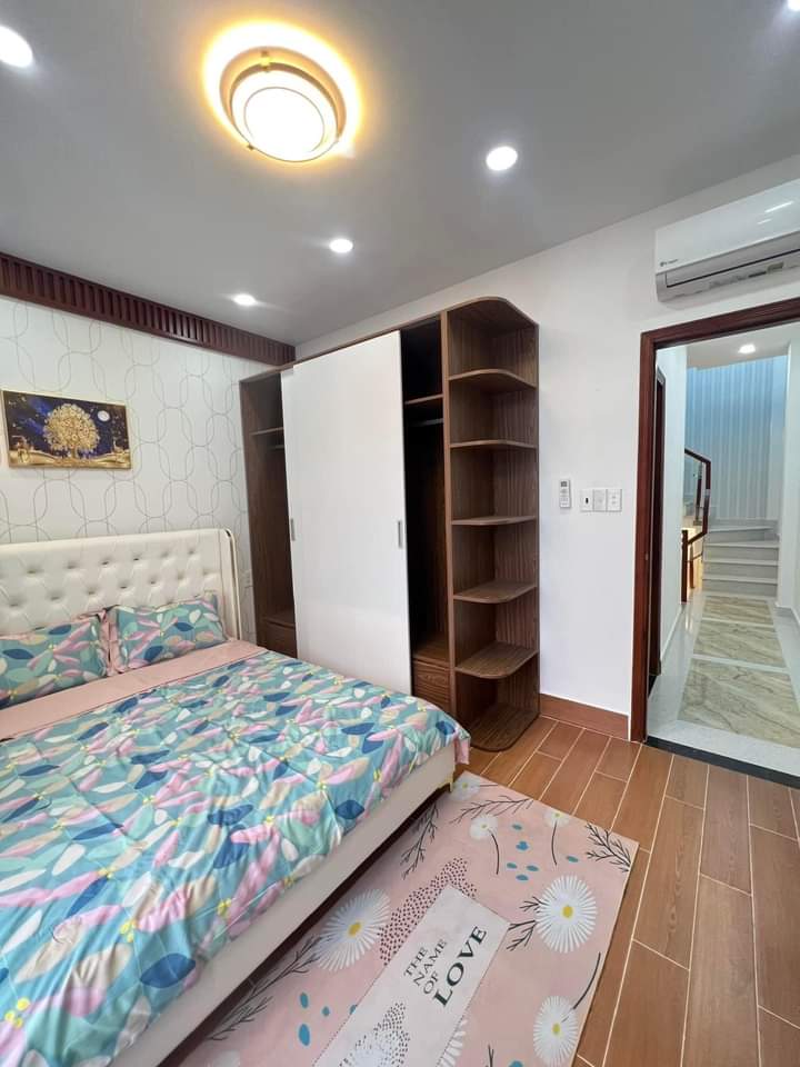 Chính chủ bán nhà Đường Hoàng Diệu, Phường 16, Quận 4, Tphcm.