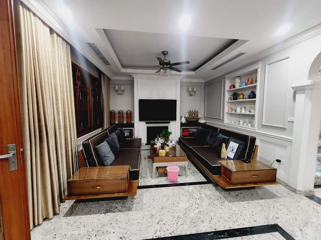 BIỆT THỰ - BA ĐÌNH - ĐƠN LẬP - VIP NHẤT - HÀ NỘI - CÁCH 1 DẪY VIEW CÔNG VIÊN - THANG MÁY- HẦM ĐỂ XE 200m x 5 Tầng MT 9m Giá chào 45 tỷ