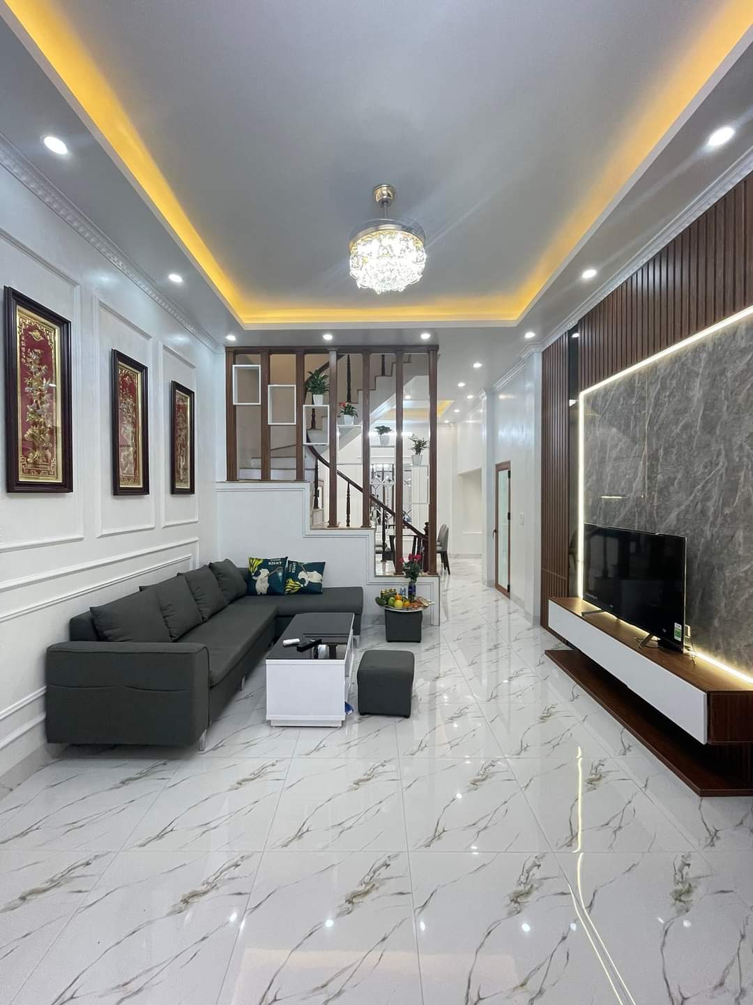 Bán nhà Nguyễn Đức Cảnh Hoàng Mai,50m2,Ô Tô,KD,lô góc giá 5.8 tỷ