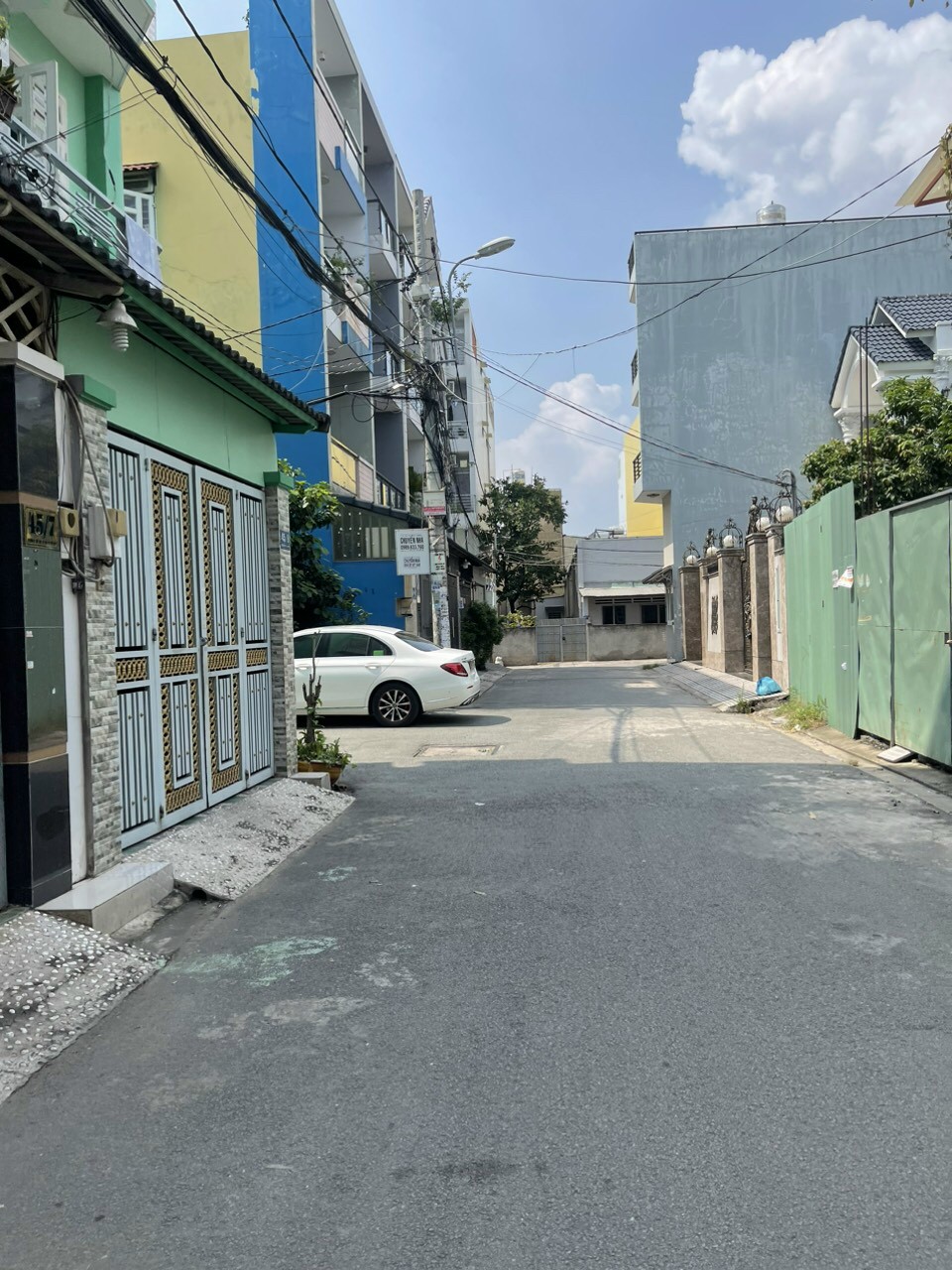 Bán Nhà HẺM XE TẢI 6M Thông Lê Đức Thọ, P.17 _ 4m x 15m, 2 Tấm