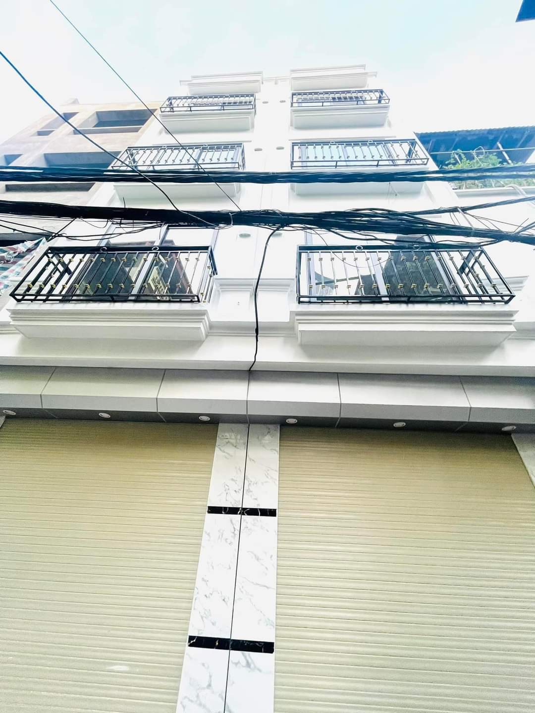 BÁN NHÀ MẶT NGÕ GỐC ĐỀ - NHÀ MỚI - KINH DOANH - Ô TÔ - NHÀ MỚI - 5 TỶ