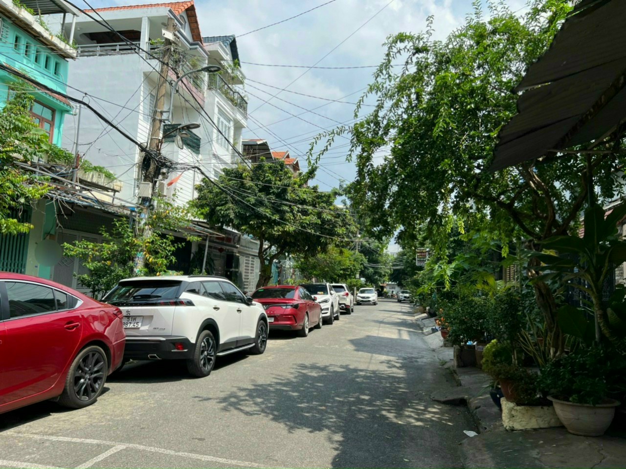 Bán Nhà HẺM XE TẢI 8M Thông Lê Đức Thọ, P.7 _ 5m x 19m ( Ngay Sân Tennis Hoàng Long )