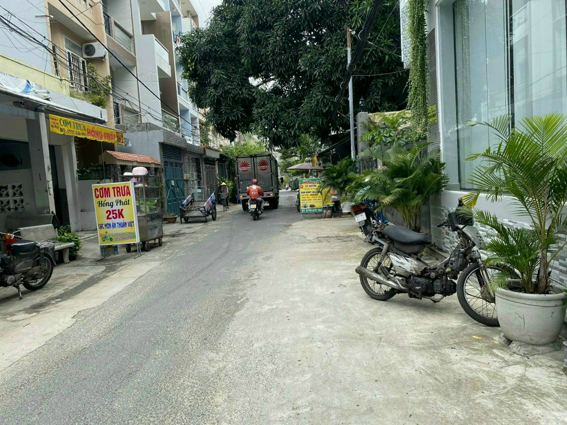 Bán Nhà MẶT TIỀN HẺM 10M Thông Lê Đức Thọ, P.15 _ 4m x 16m, 3 Tấm