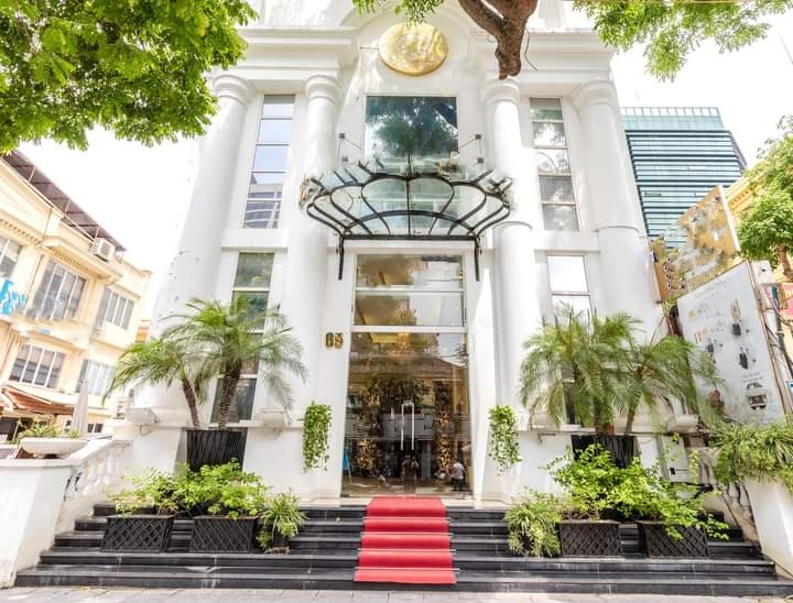 TOÀ TRUNG TÂM THƯƠNG MẠI tương lai. ĐẤT MẶT PHỐ Lạc Long Quân. MB 237M². Chào 103 tỷ.