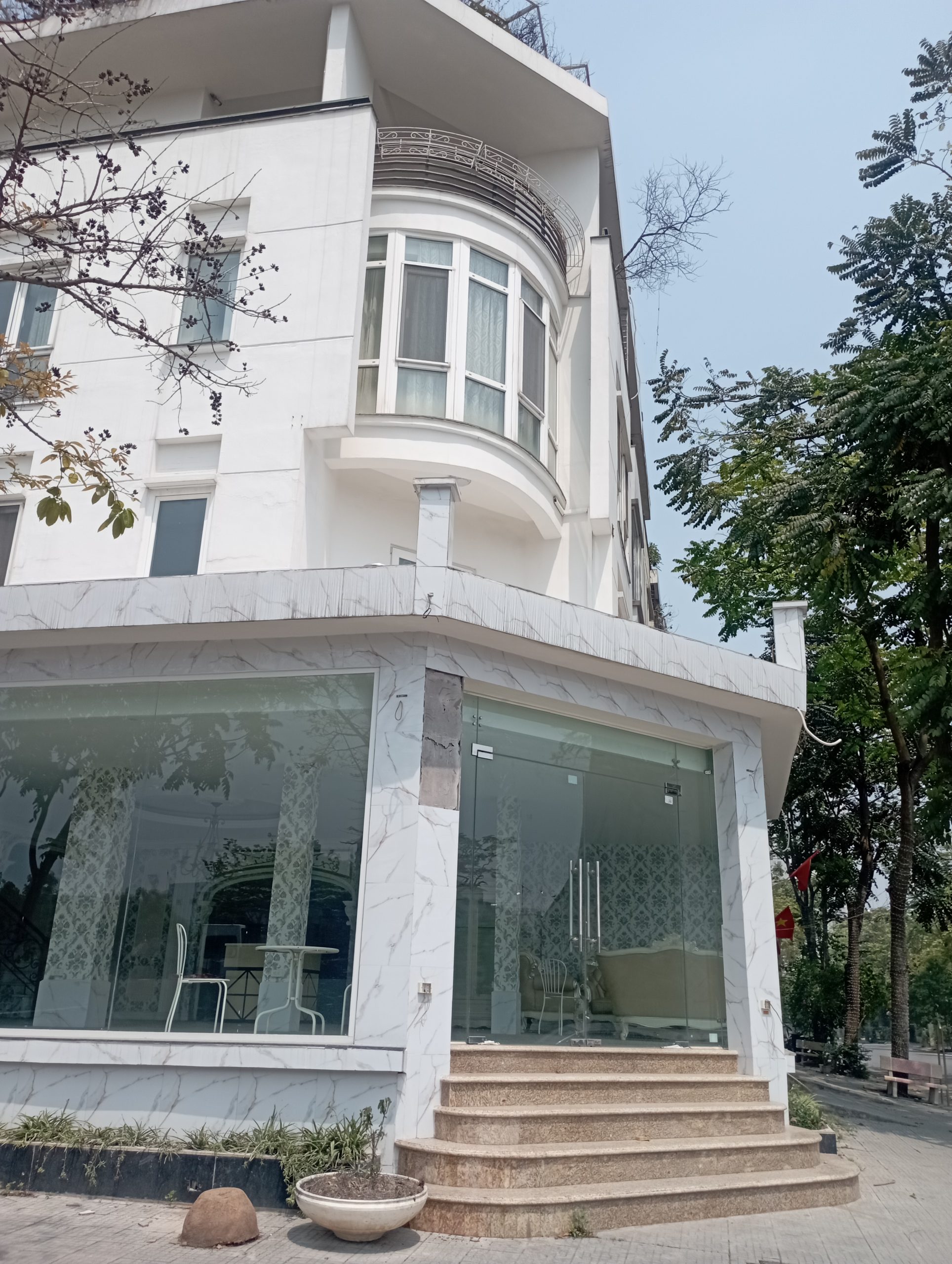 Bán Nhà Lô Góc LK Văn Phú. 106m mặt tiền 22m Kinh Doanh