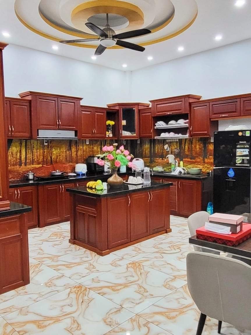 Bán nhà mặt tiền Bùi Hữu Nghĩa F2. Diên tích 97m2. Giá chỉ 6 tỷ