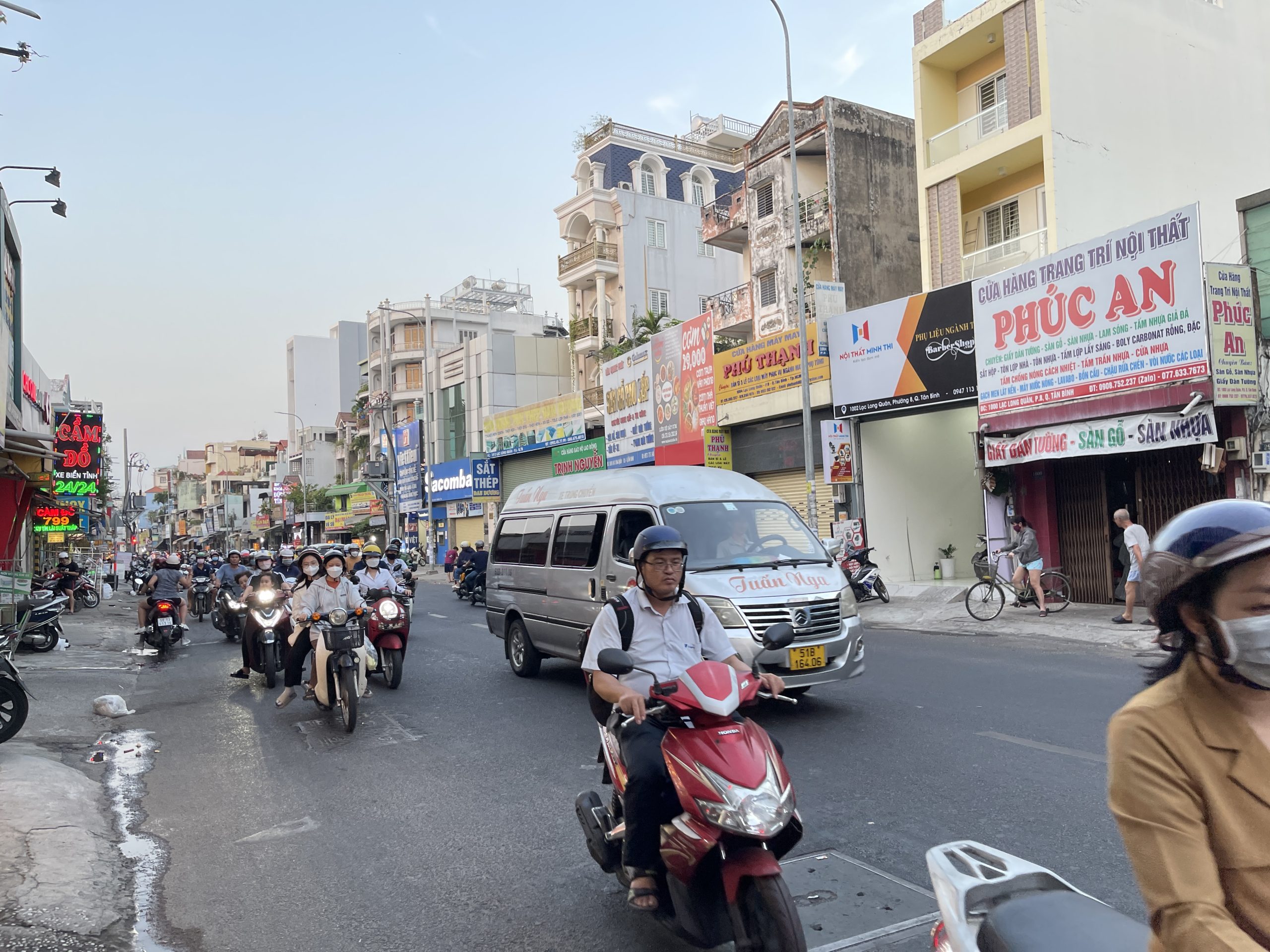 LẠC LONG QUÂN- NGANG 6X34M2- MẶT TIỀN TRUNG TÂM TÂN BÌNH