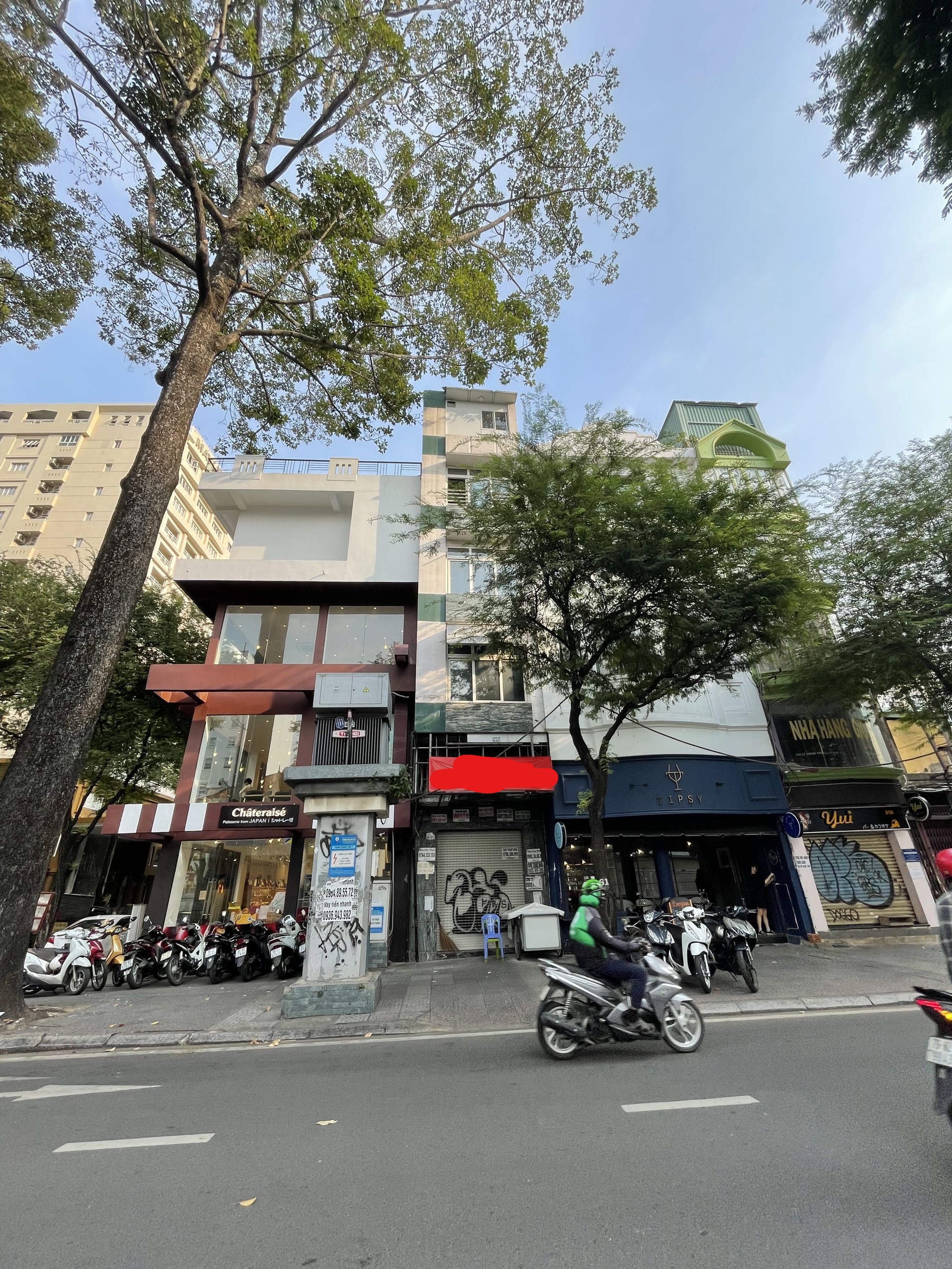 Cho thuê nhà MT Lê Thánh Tôn, P. Bến Nghé, Quận 1, 4 tầng, giá chỉ 70 triệu.