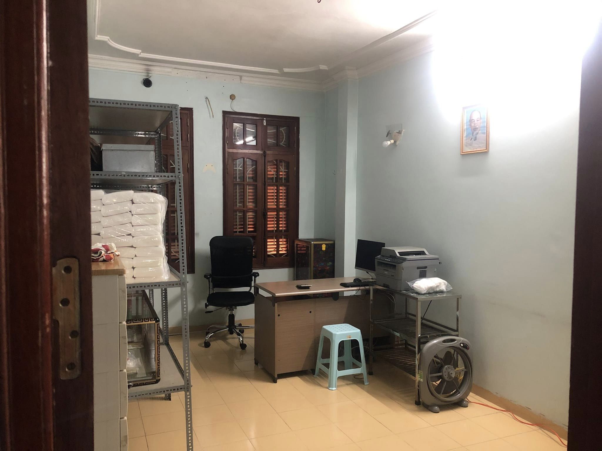 Nhà mặt phố Lê Đại Hành, gần Vincom Bà Triệu, 45m2, MT 4m, 24 tỷ