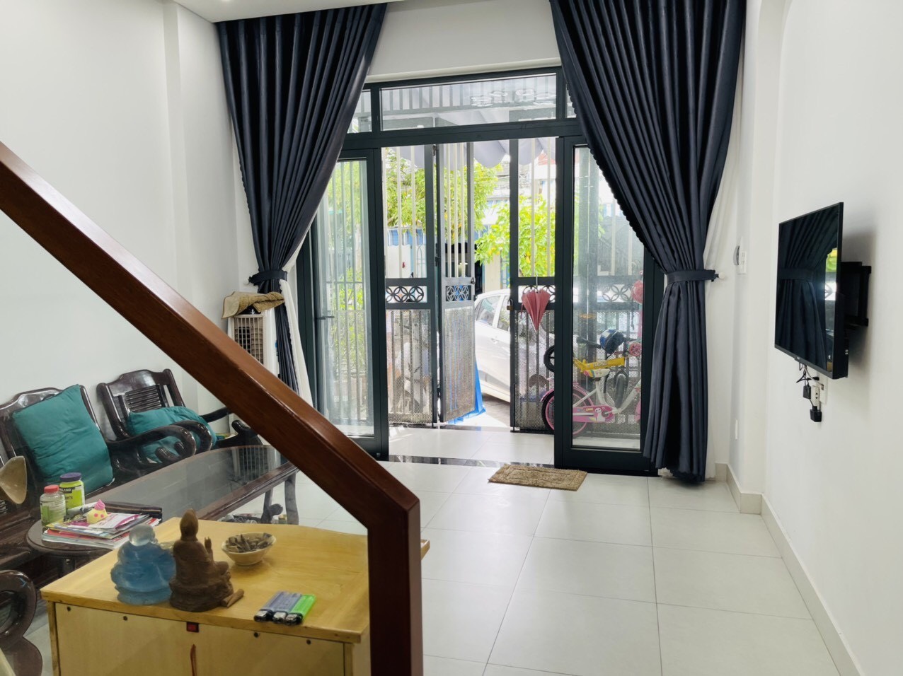 Hạ chào 300 triệu - Bán gấp nhà 3 tầng - MẶT TIỀN - SƠN TRÀ - Chỉ 3.65 tỷ