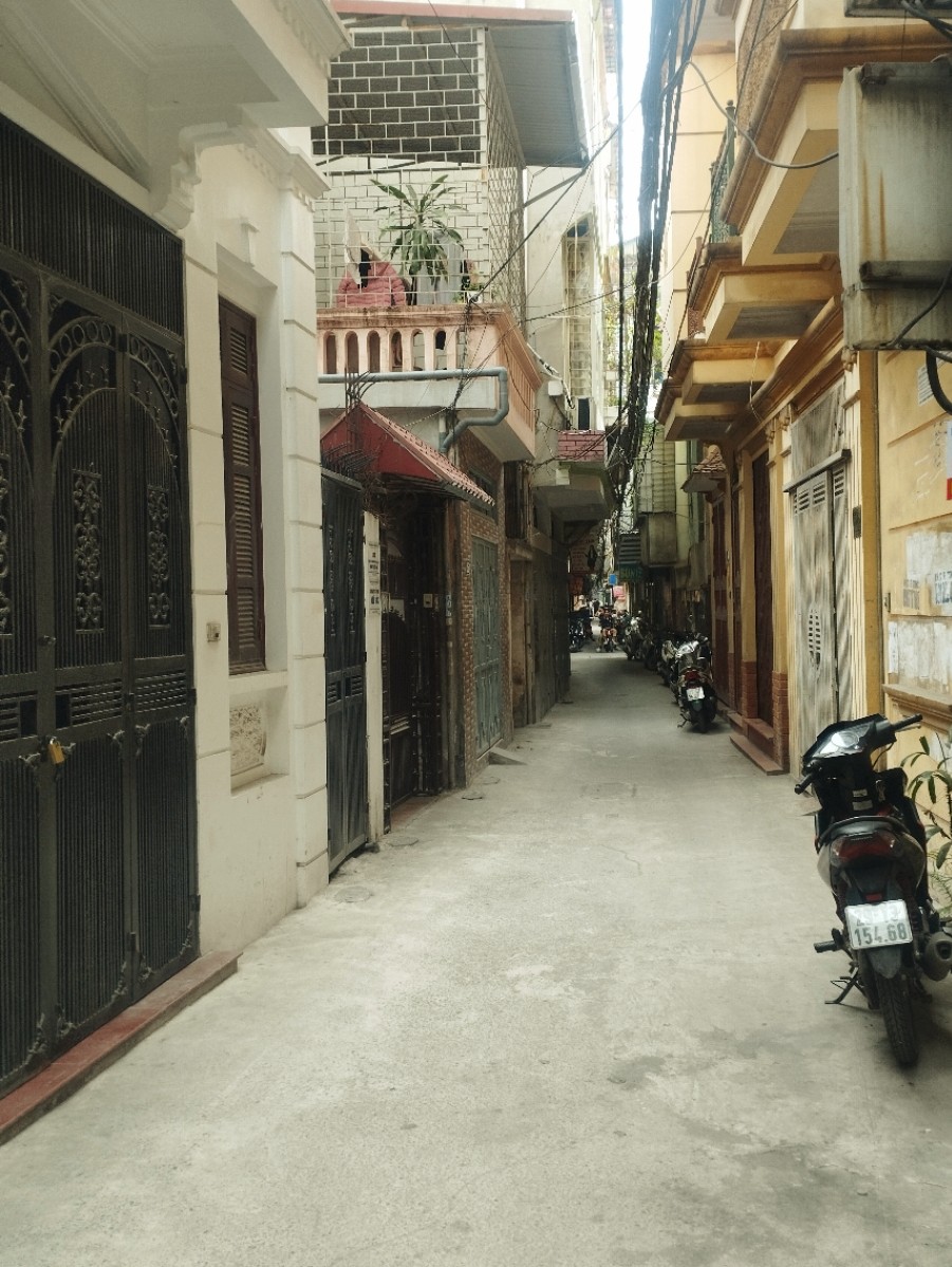 Bán nhà phố Thái Thịnh, ngõ ô tô, 3 thoáng, mặt tiền 5.6m, 64m2 x 4T, 10.5 tỷ