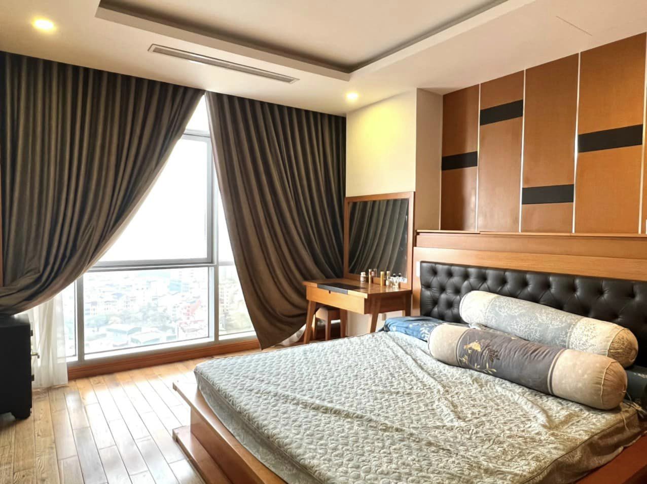 cần bán CĂN HỘ ĐƯỜNG TRẦN DUY HƯNG,CẦU GIẤY HÀ NỘI