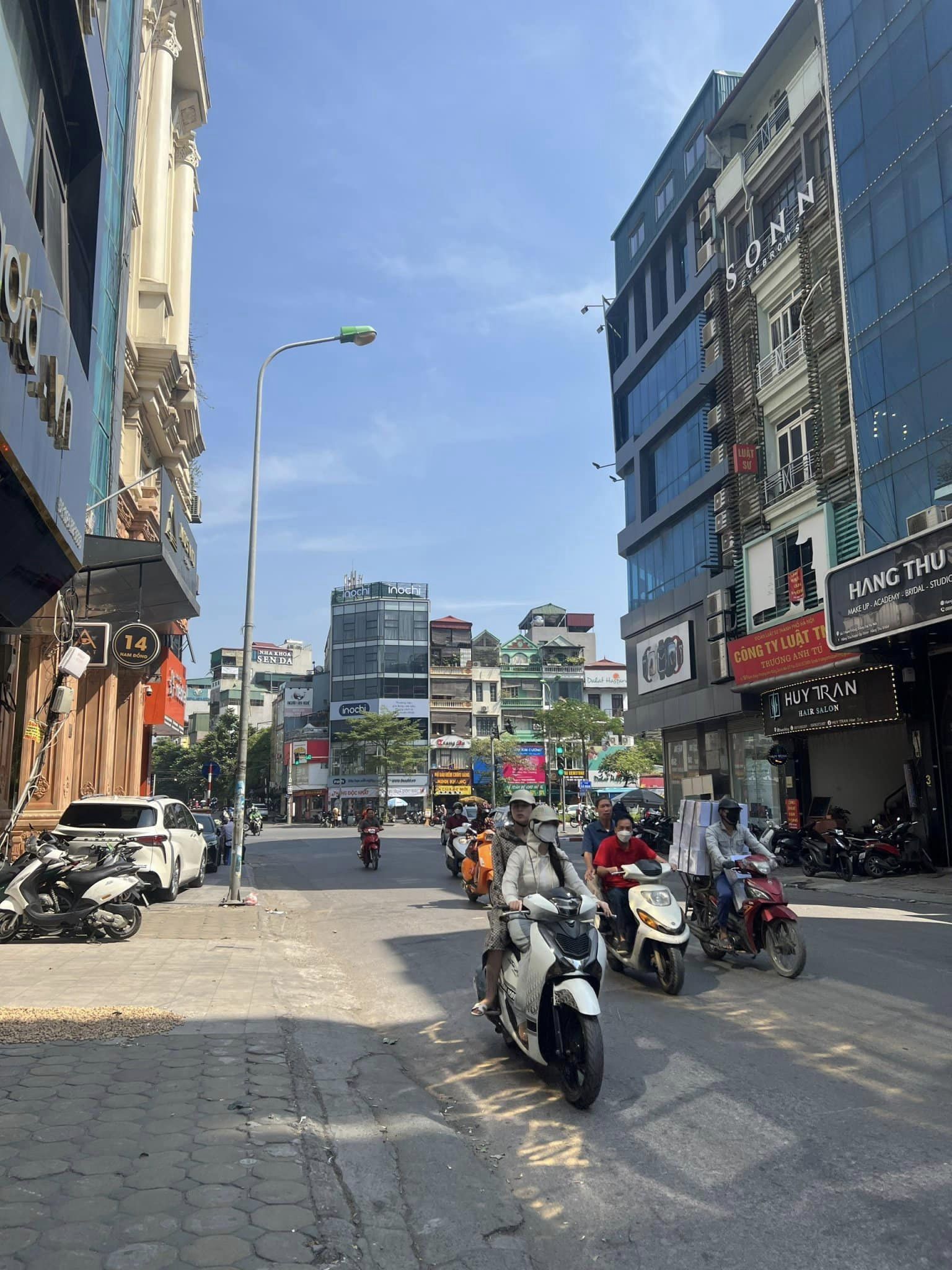 MẢNH ĐẤT KIM CƯƠNG CÒN XÓT LẠI - TRUNG TÂM ĐỐNG ĐA - MẶT TIỀN RỘNG-TƯƠNG LAI TÒA NHÀ BUILDING 10 TẦNG- CON PHỐ SẦM UẤT - KINH DOANH ĐA NGÀNH NGHỀ