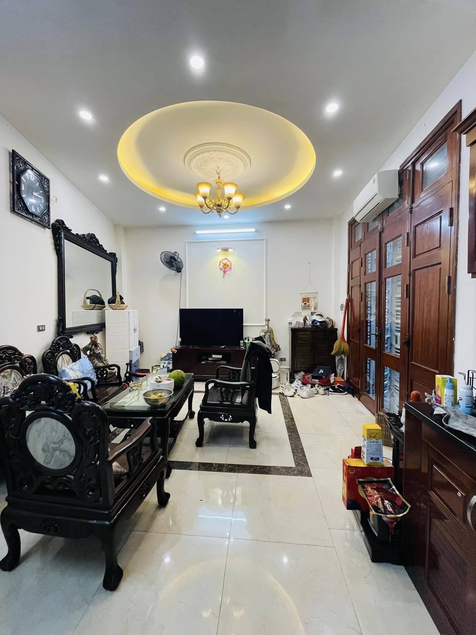 BÁN NHÀ PHỐ TẠ QUANG BỬU, 51M2, MT 9M, CĂN GÓC 2 THOÁNG, NGÕ THÔNG, BA-GÁC ĐỖ CỬA, GIÁ CHỈ 5 TỶ