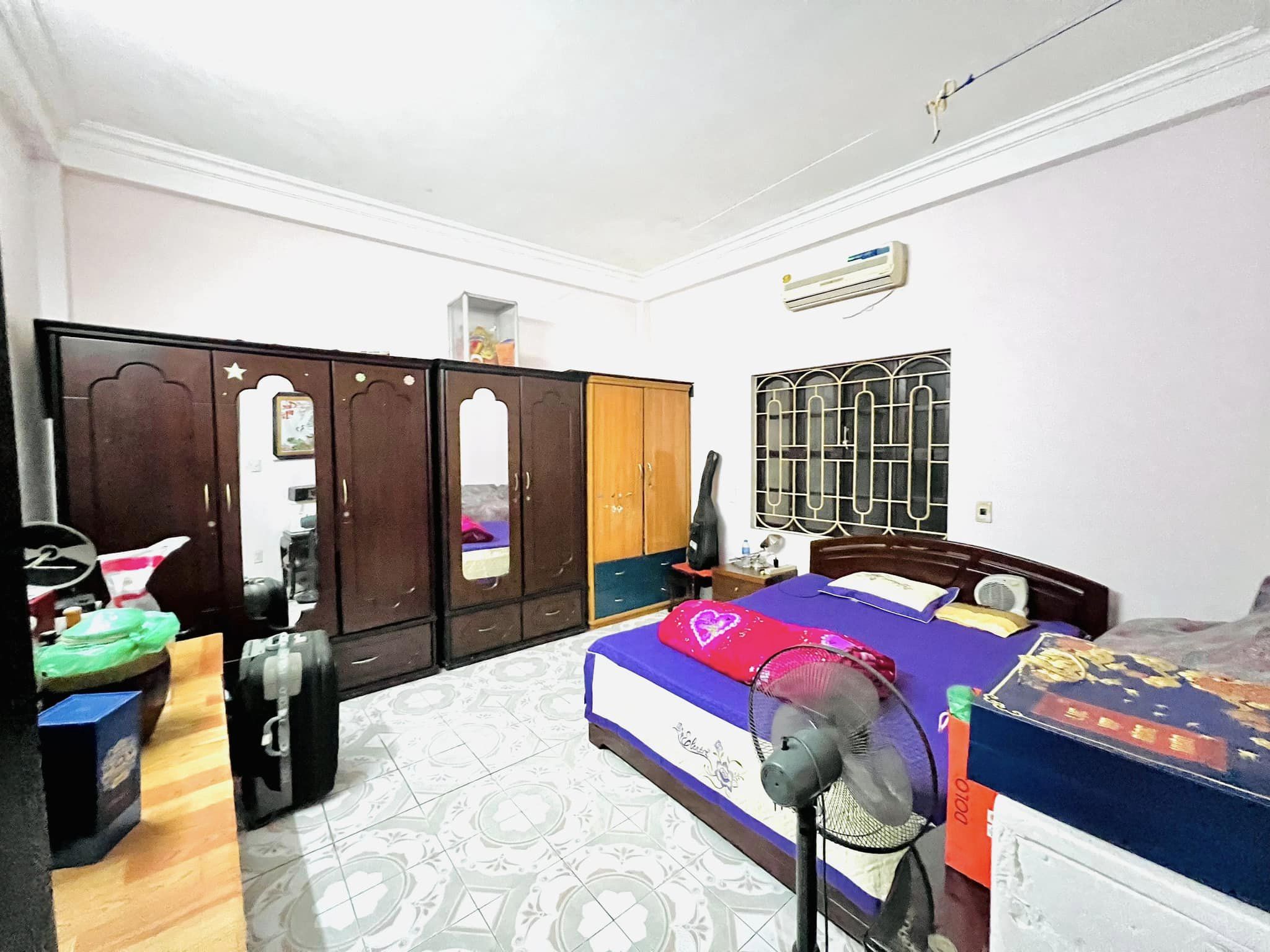 Nhà mặt ngõ ô tô tránh Vĩnh Tuy, 80m2 x 4T, MT 5.5m, sổ vuông, giá 12.8 tỷ