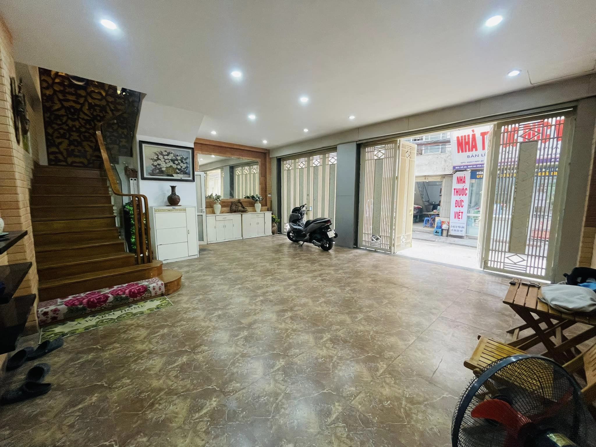 NHÀ LÔ GÓC CỰC ĐẸP-6 TẦNG BỀ THẾ-GARA Ô TÔ- MẶT NGÕ Ô TÔ TRÁNH HOÀNG CẦU-TRUNG TÂM QUẬN ĐỐNG ĐA-VÀI BƯỚC RA HỒ-AN SINH TUYỆT VỜI- KINH DOANH SẦM UẤT