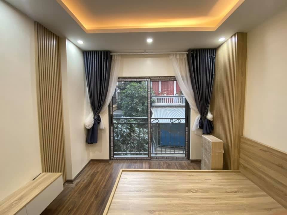 Bán nhà Khương Đình 33 m2 x 4T, MT 3,5 m , thoáng, sáng chỉ 3,6 tỷ.