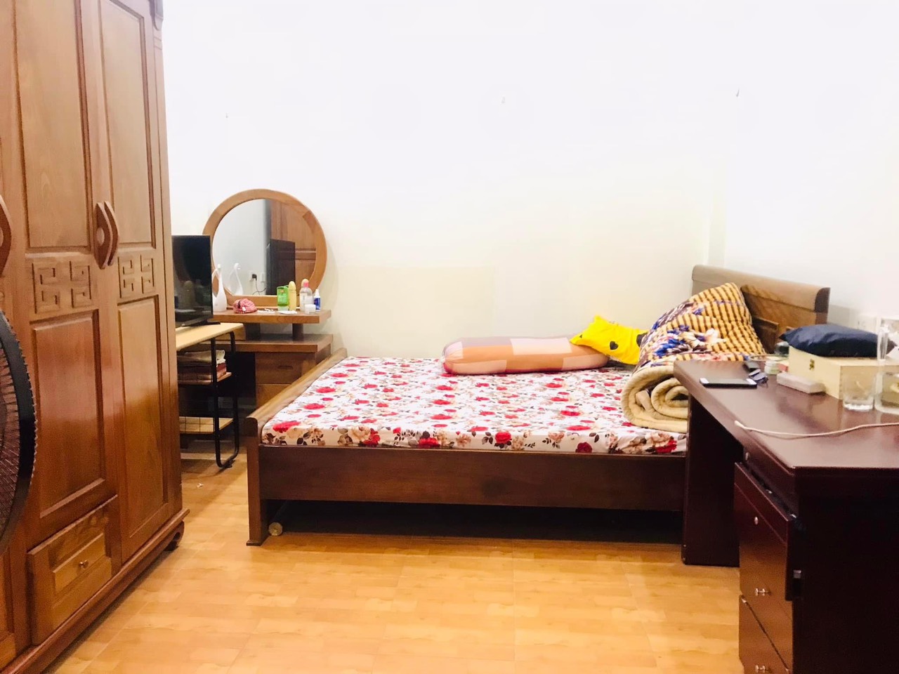 Bán nhà cực hót phố Yên Hòa Cầu Giấy 60x 5t tầng x 6,5 Tỷ.