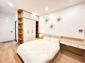 Bán Nhà đẹp oto vào, ở sướng Nghi Tàm 55mx5T hơn 6 tỷ.