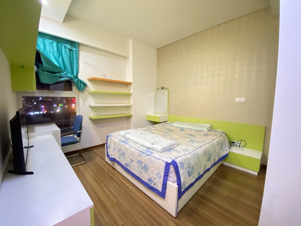 Nhà Nguyễn Đình Chiểu, Q3, 70m2, 3 tầng, 6PN, giá 8,4 tỷ TL, nhà mới.