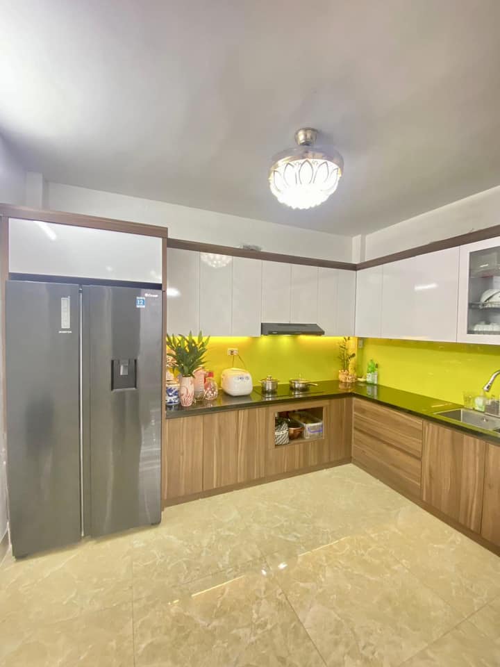 Bán nhà Kim Giang, Thanh Xuân ôtô đỗ cửa cách 1 nhà ra mặt đường, KD 36m2 x 4 tầng 5.8 tỷ