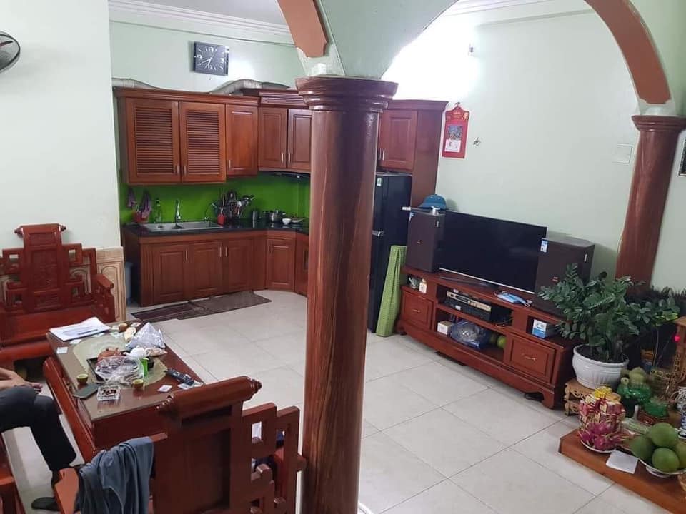 Bán nhà phố Định Công, Hoàng Mai ôtô vào nhà, cách mặt phố 20m 41m2 x 4 tầng 5.4 tỷ