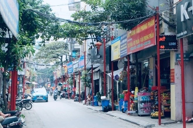 ĐÌNH THÔN - CỰC HIẾM - NHÀ DÂN XÂY - 10M Ô TÔ TRÁNH, DỪNG ĐỖ NGÀY ĐÊM.