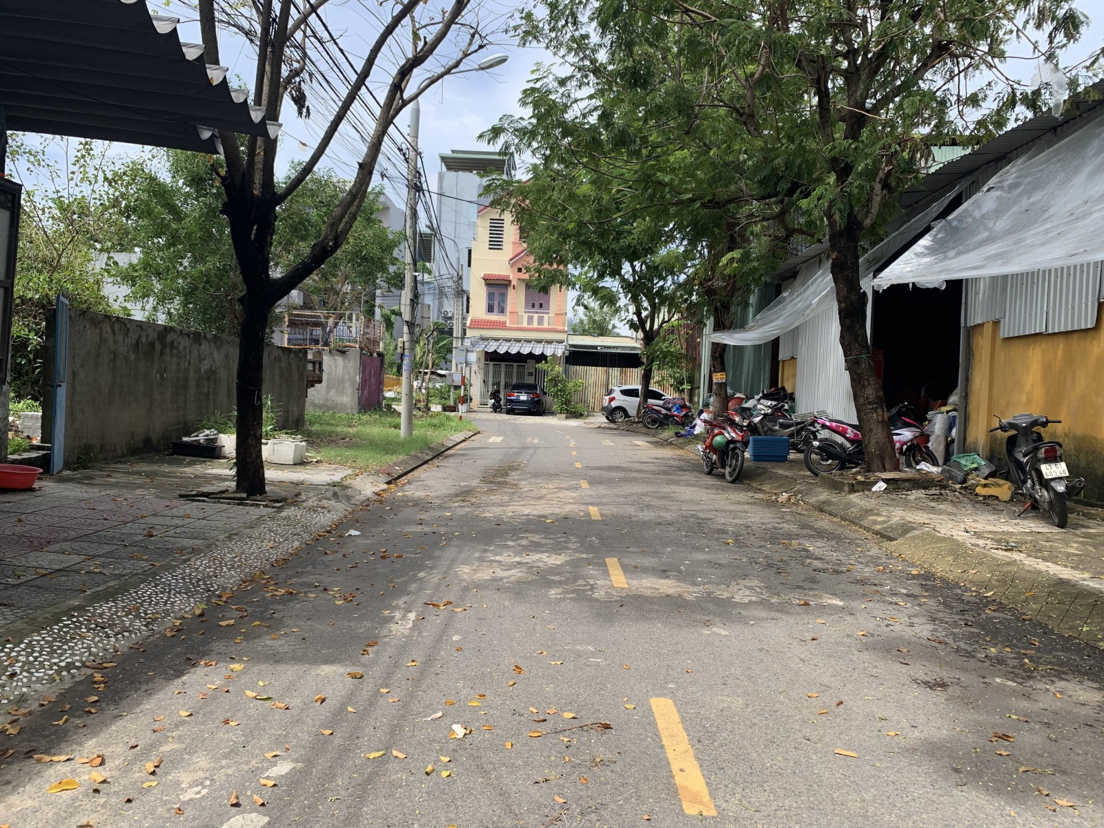 Bán lô Đất mặt tiền đường Đặng Phúc Thông, Quận Thanh Khê, DT 85 m2, đường Ô tô đỗ. Trung tâm Đà Nẵng. Chỉ 3,5 tỷ.