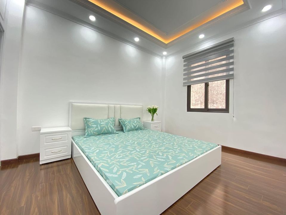 Bán nhà mới đẹp Kim Mã, Ba Đình, 40m, 6T MT 4m,, giá 6 tỷ 3