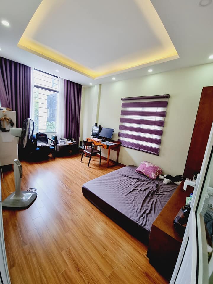 Bán nhà Đông Ngạc, Bắc Từ Liêm, 48m, 4 tầng, MT 4.6m, nhà đẹp ở ngay, giá 3 tỷ 85