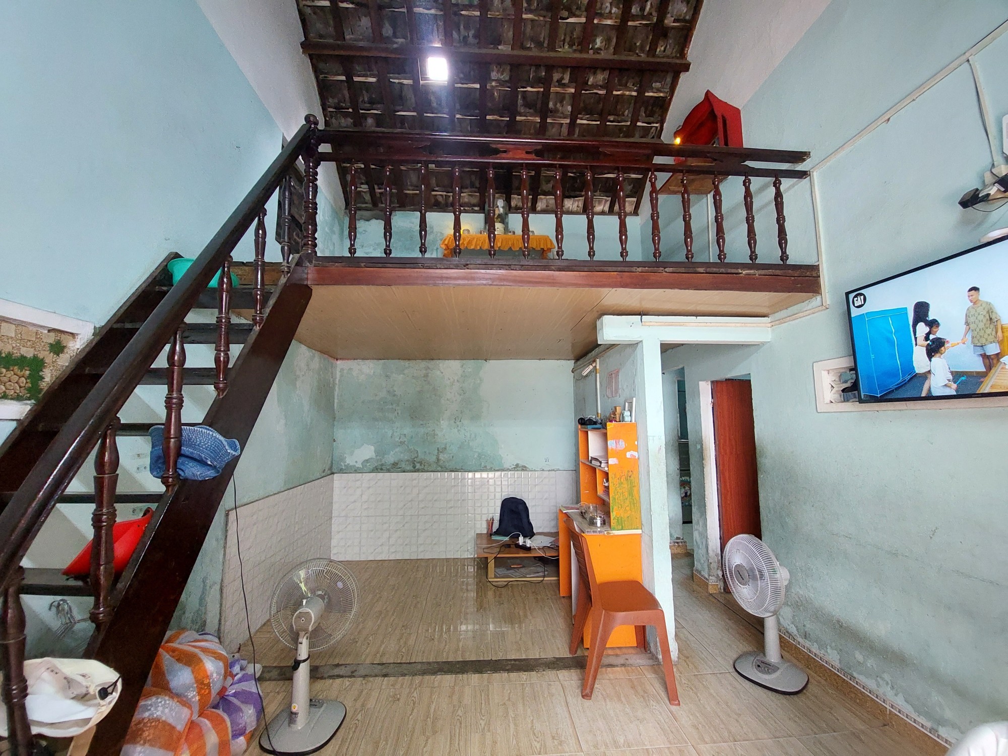 Bán nhà đường Trần Cao Vân, Quận Thanh Khê, C4, DT 83 m2, Ô tô đỗ. Gần Tượng đài Mẹ Nhu. Chỉ 3,7 tỷ.