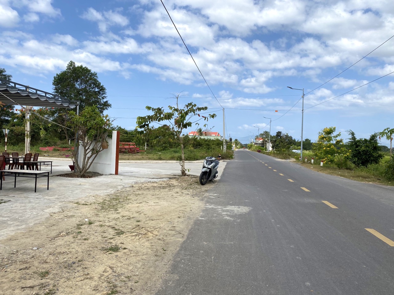 Bán đất Diên Phước mặt tiền đường nhựa 14m cặp bên khu tái định cư