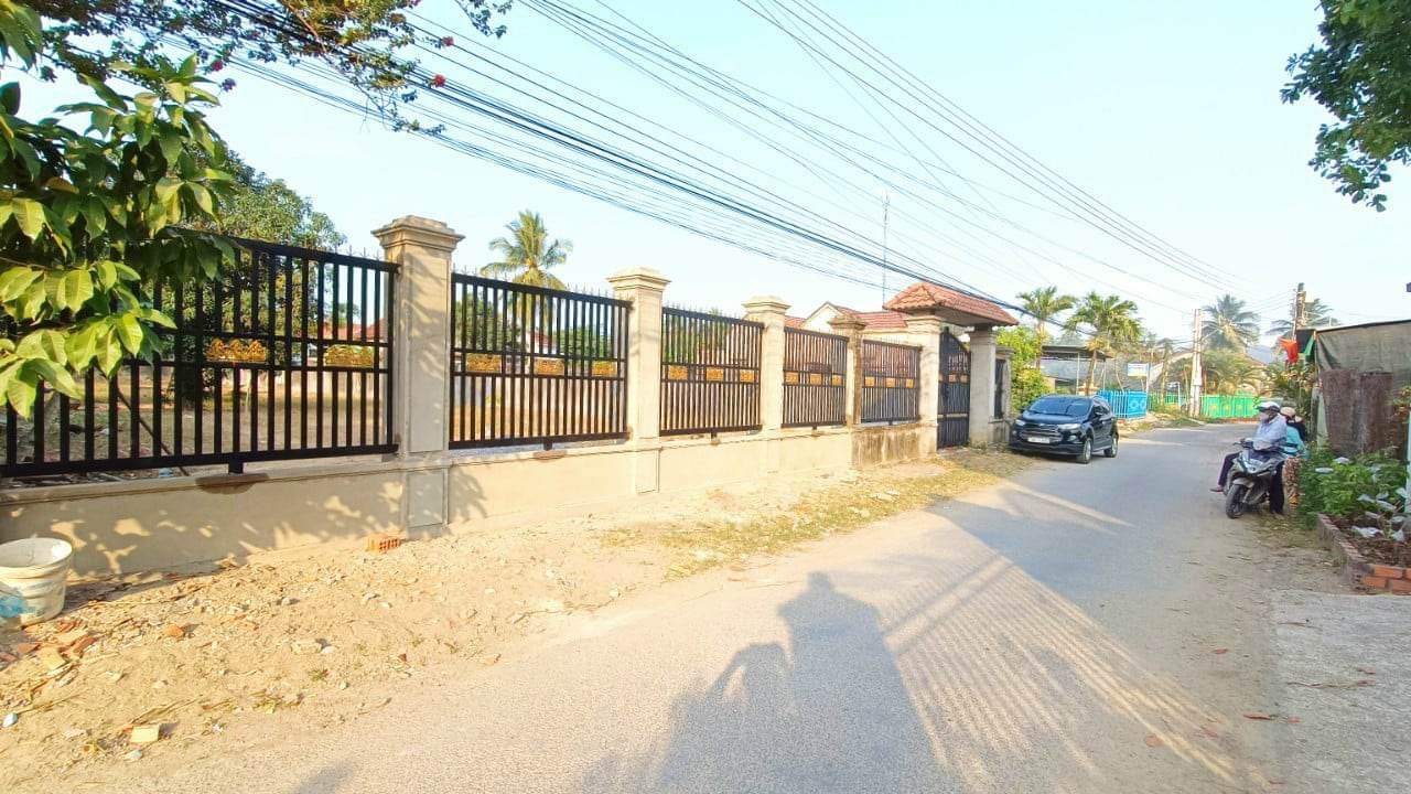 Bán đất mặt tiền đường Tư Văn - Diên Lạc 2100m2 có thổ cư