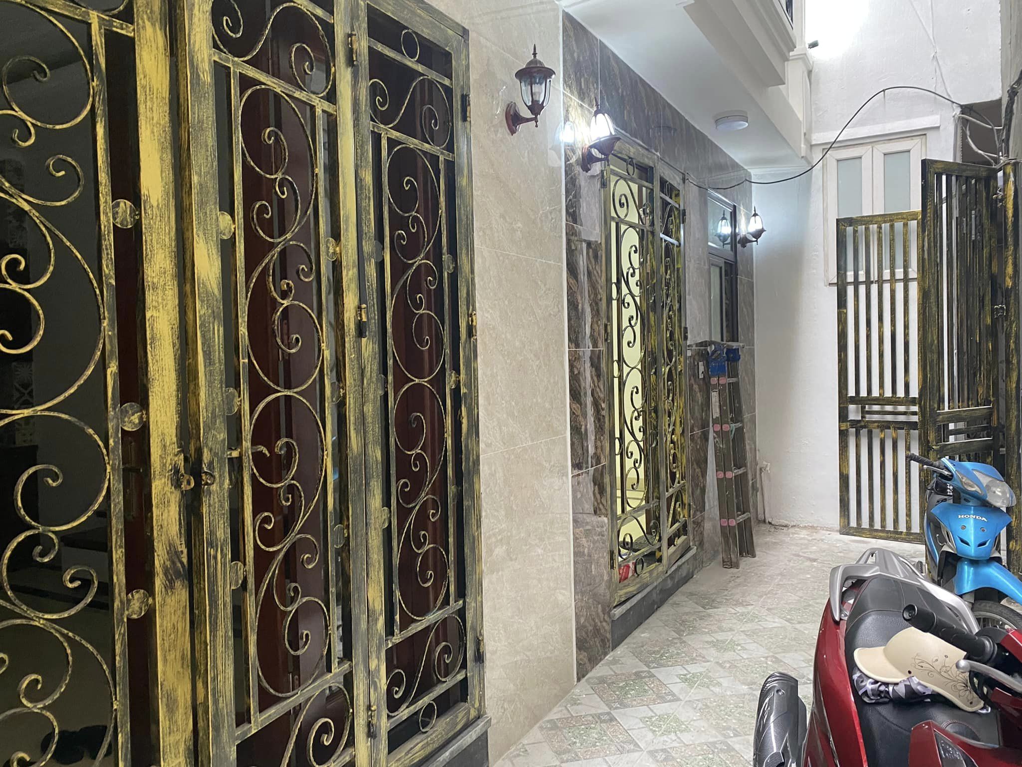 Bán nhà Lê Trọng Tấn, Hà Đông, LÔ GÓC, 2 THOÁNG, KINH DOANH 48m2x5T