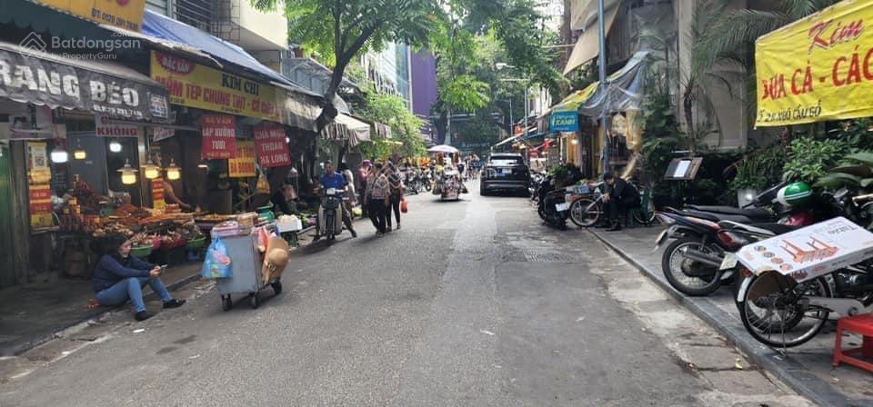 Bán nhà mặt tiền Cầu Gỗ, phố cổ gần Bờ Hồ - tặng Bí kíp Phong Thủy cao cấp. LH: Địa Thủy Sư Trần Thọ