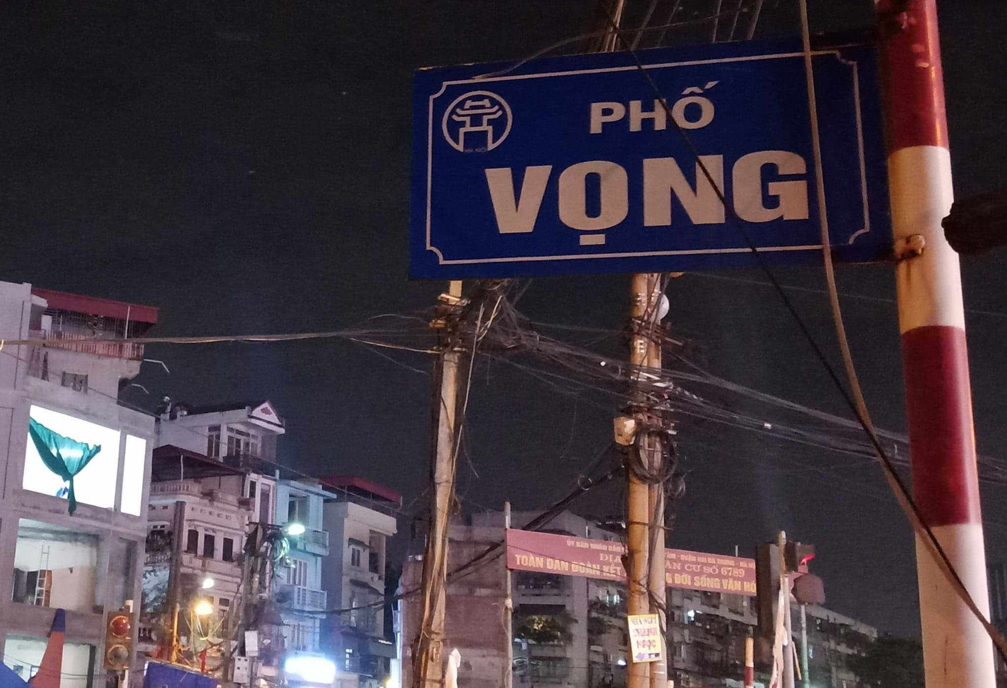 Bán nhà mặt tiền Phố Vọng, Hai Bà. Ở và Kinh doanh. LH: Địa Thủy Sư Trần Thọ