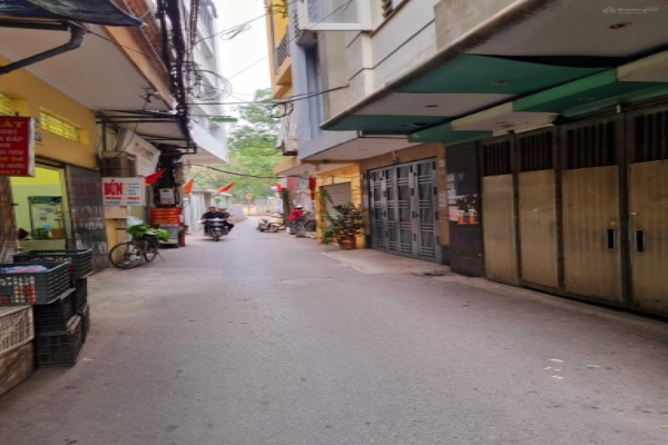 Giá bán nhà ngõ 81 Trung Kính dao động từ 80-190 triệu đồng/m2 ban-nha-ngo-81-trung-kinh