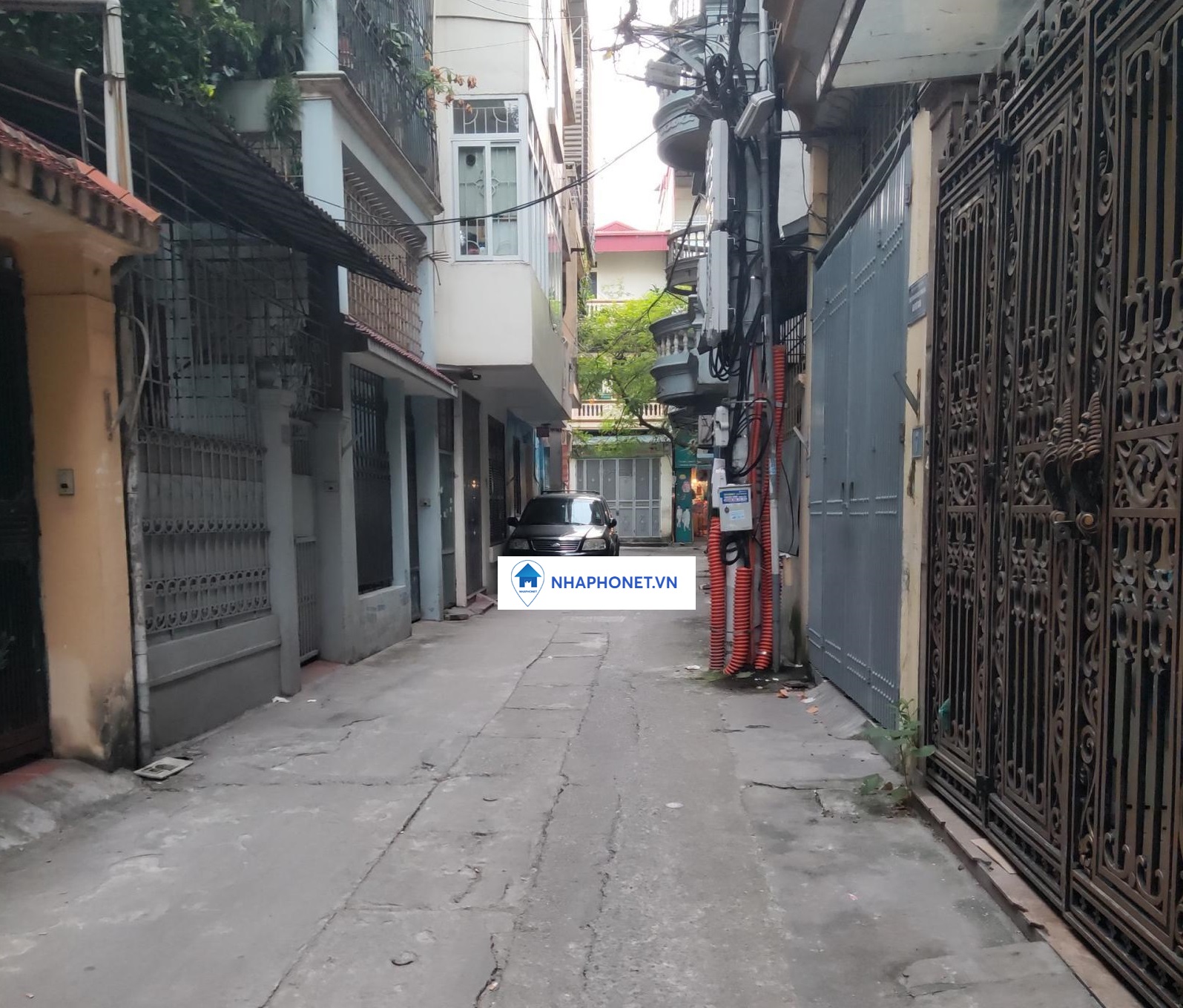 Bán nhà ngõ 82 Chùa Láng ngõ thông, mặt tiền 3,8m nhà xây 4 tầng chắc chắn