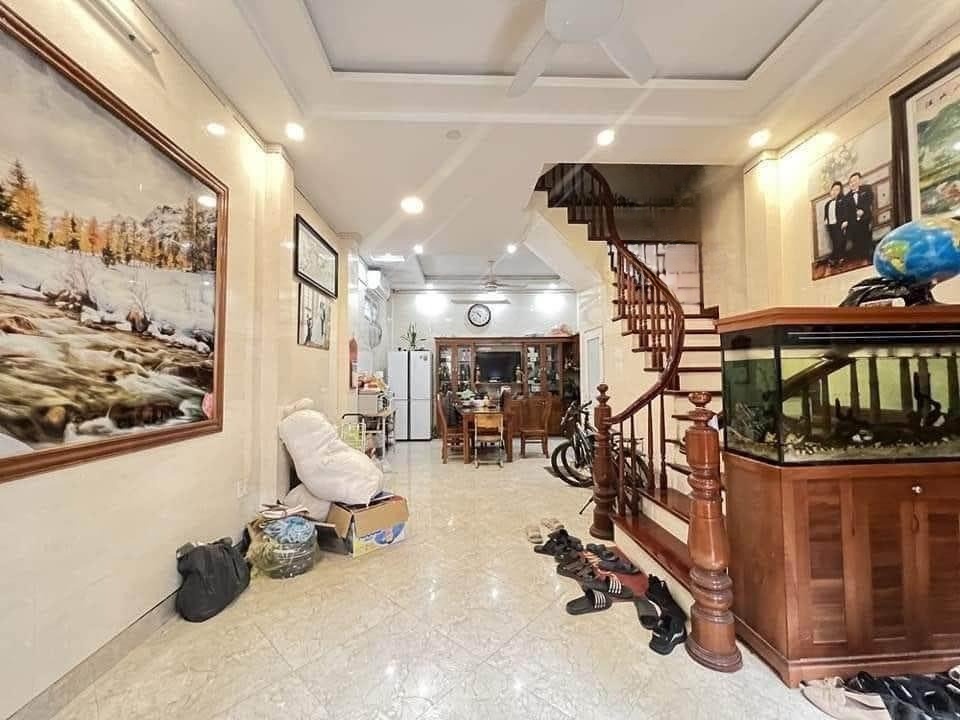 BÁN NHÀ PHỐ KIM HOA 30M - GẦN PHỐ - MẶT TIỀN RỘNG - SỔ RIÊNG - NHỈNH 2 TỶ