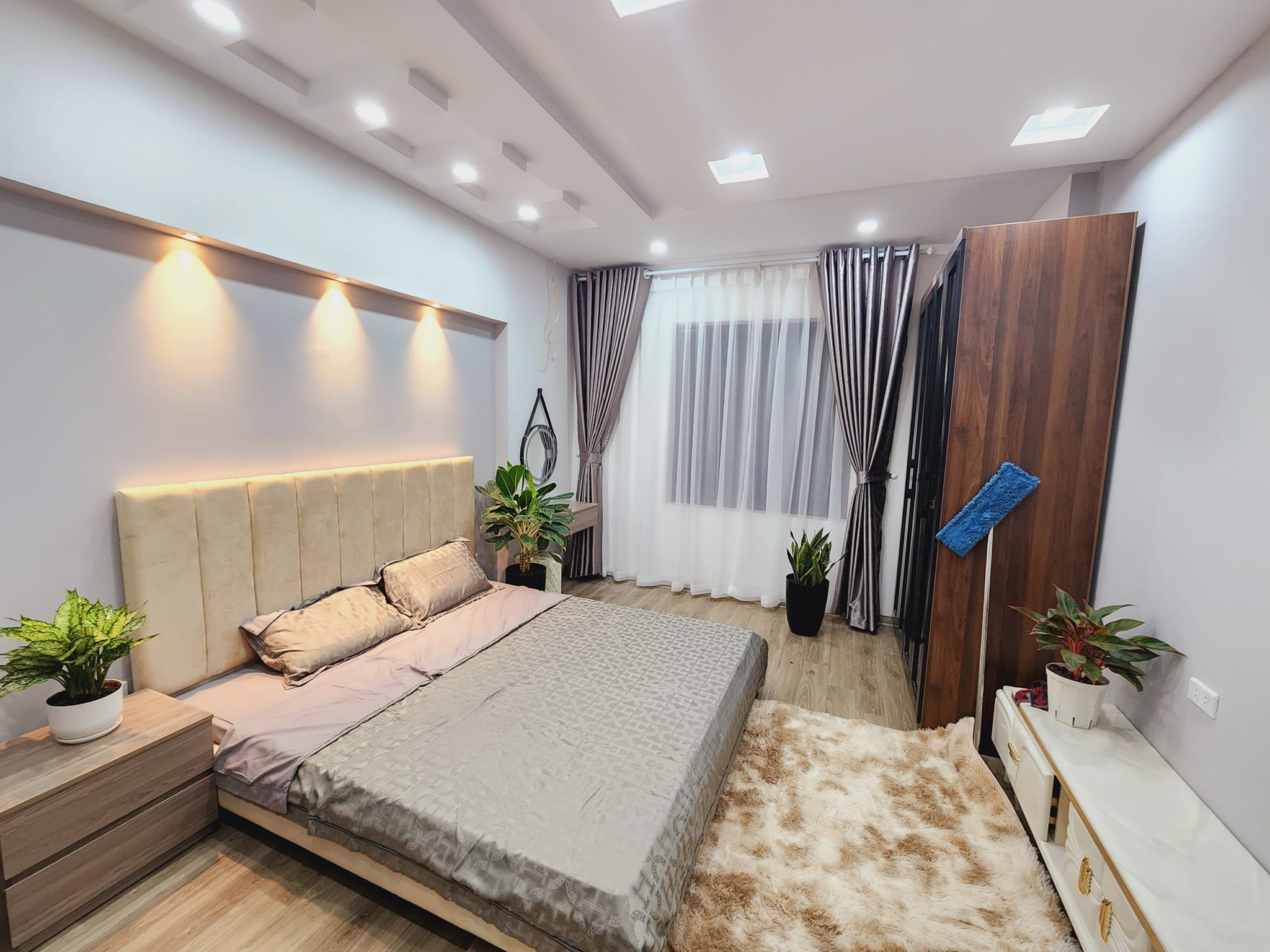 Bán nhà Vân Hồ 70m Ô tô vào nhà 2 thoáng Kinh doanh Giá ngất