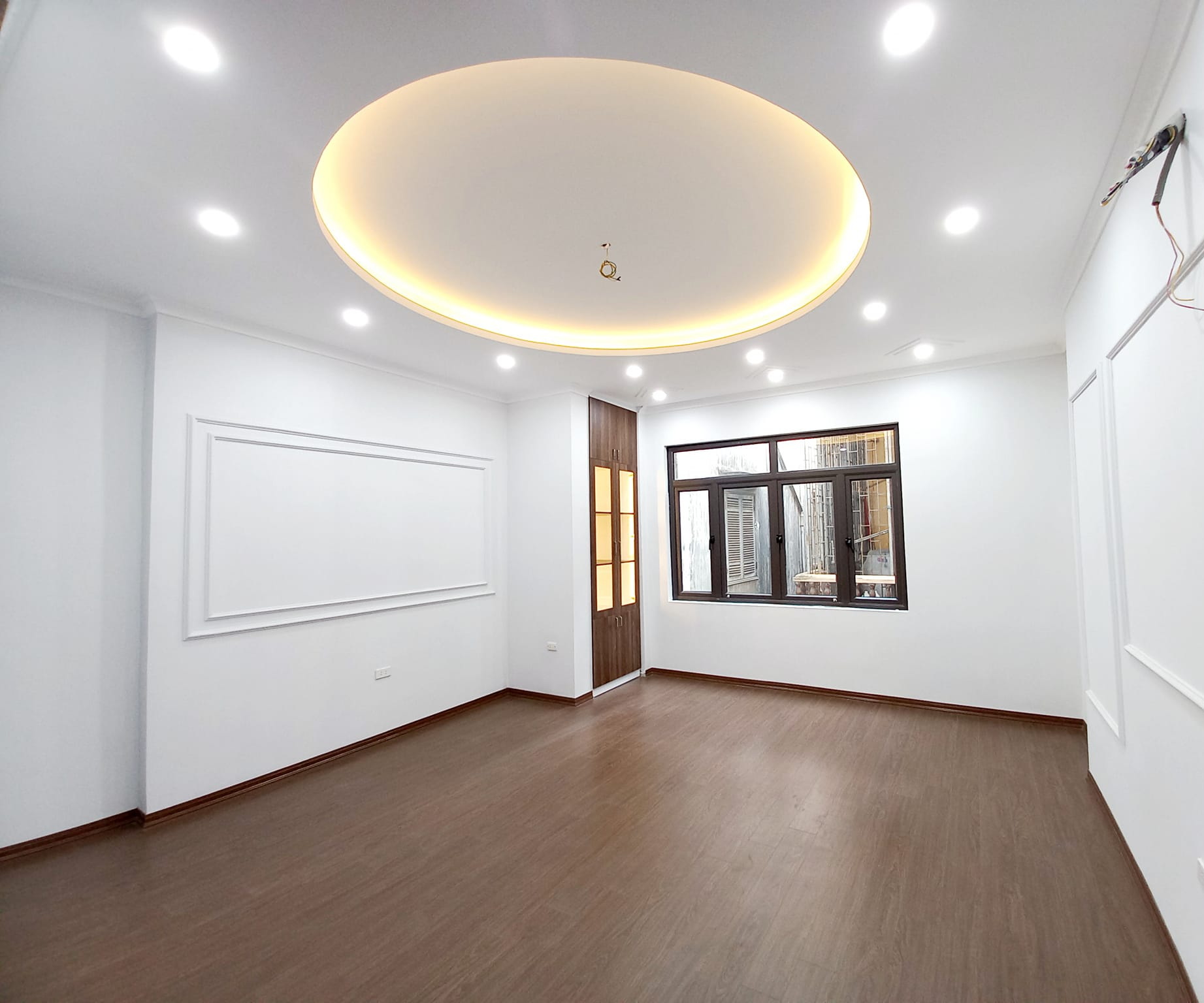 Bán nhà Thái Hà 55m Lô góc Ô tô vào nhà Ở đẹp Giá rất tốt