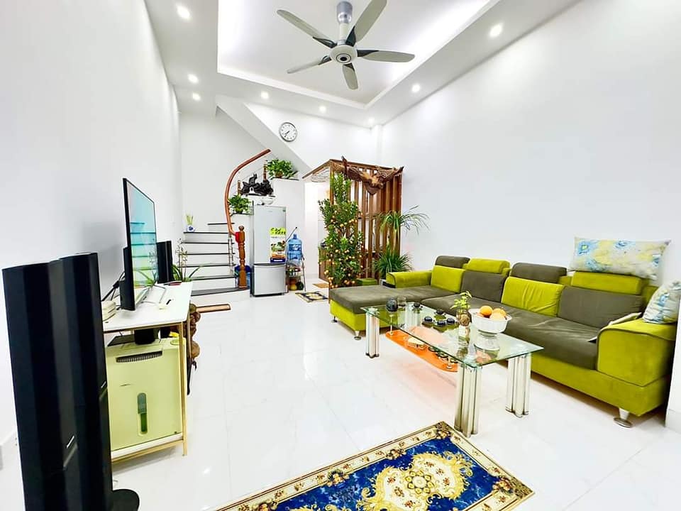 Bán nhà Thịnh Quang - 5 TẦNG - 3 MẶT THOÁNG - TẶNG NỘI THẤT - CHỈ 4 TỶ