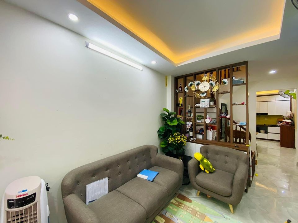 Bán nhà Thổ Quan - Ngõ Thông - 20M Ra Ô TÔ - Giá 2.7 Tỷ