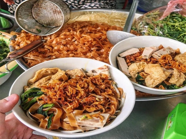 Khám phá ẩm thực bánh bột lọc Hồng Mai Hà Nội 4 banh-bọt-loc-hong-mai-ha-noi-5