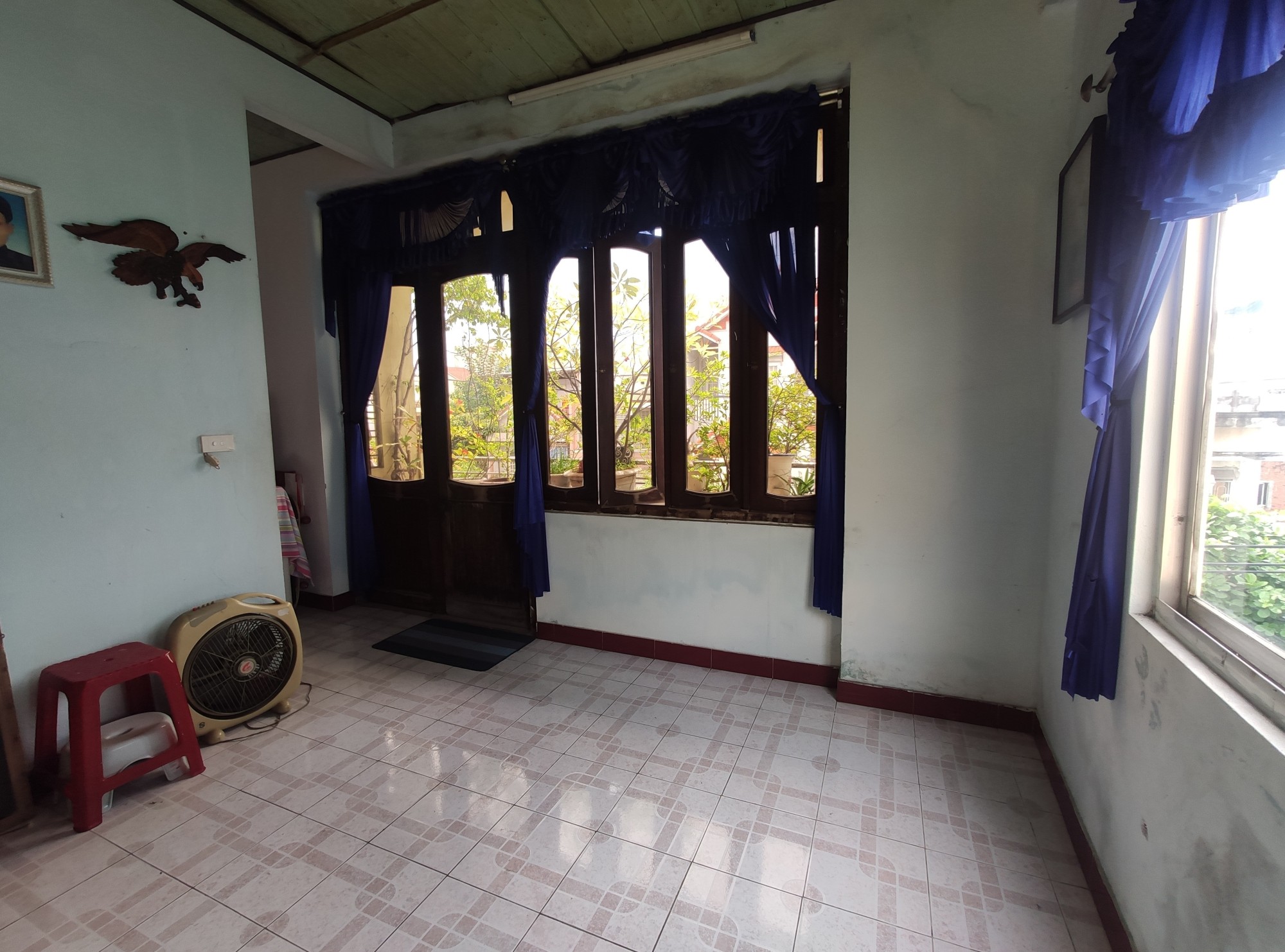 Bán nhà Mặt tiền đường Hà Huy Tập, Quận Thanh Khê, 4 tầng, DT 22 m2, đường Ô tô đỗ. Gần biển Nguyễn Tât Thành. Chỉ 4,4