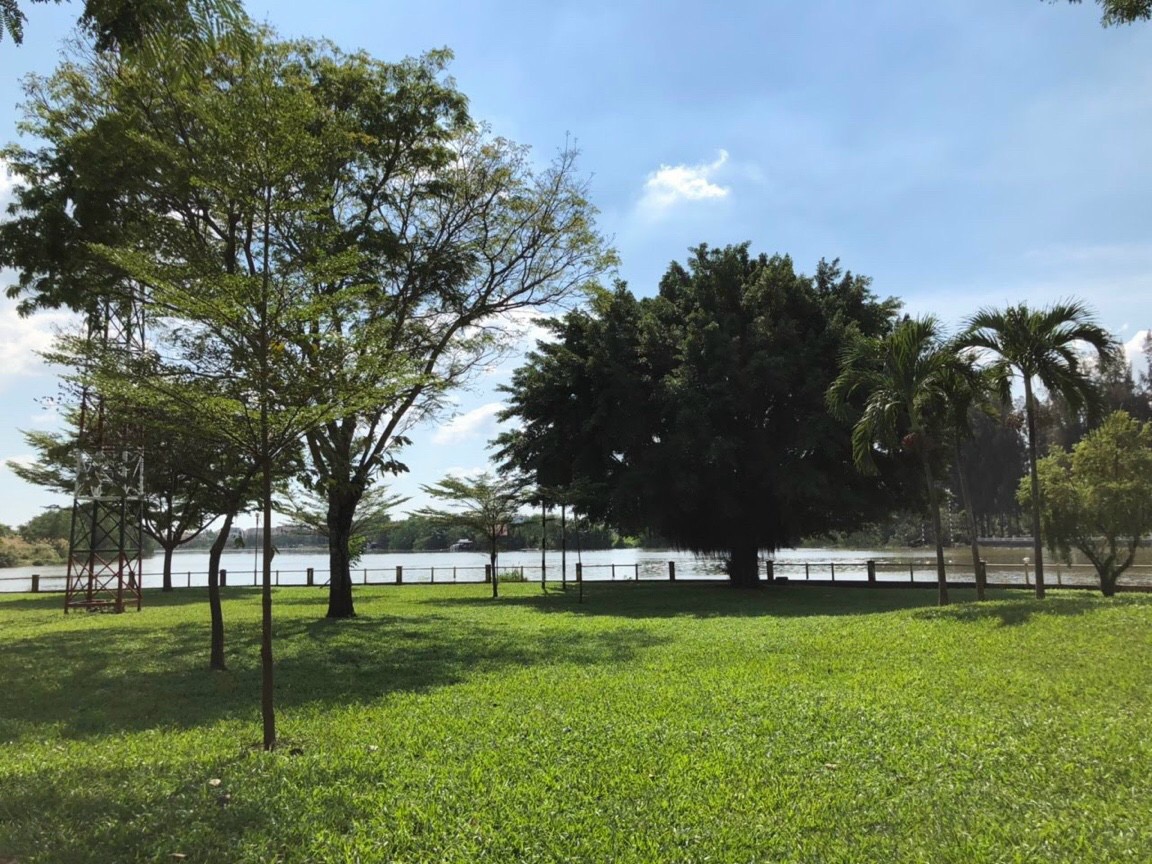 Bán mặt góc 2 mặt tiền đường số 40 KDC Tân Quy Đông