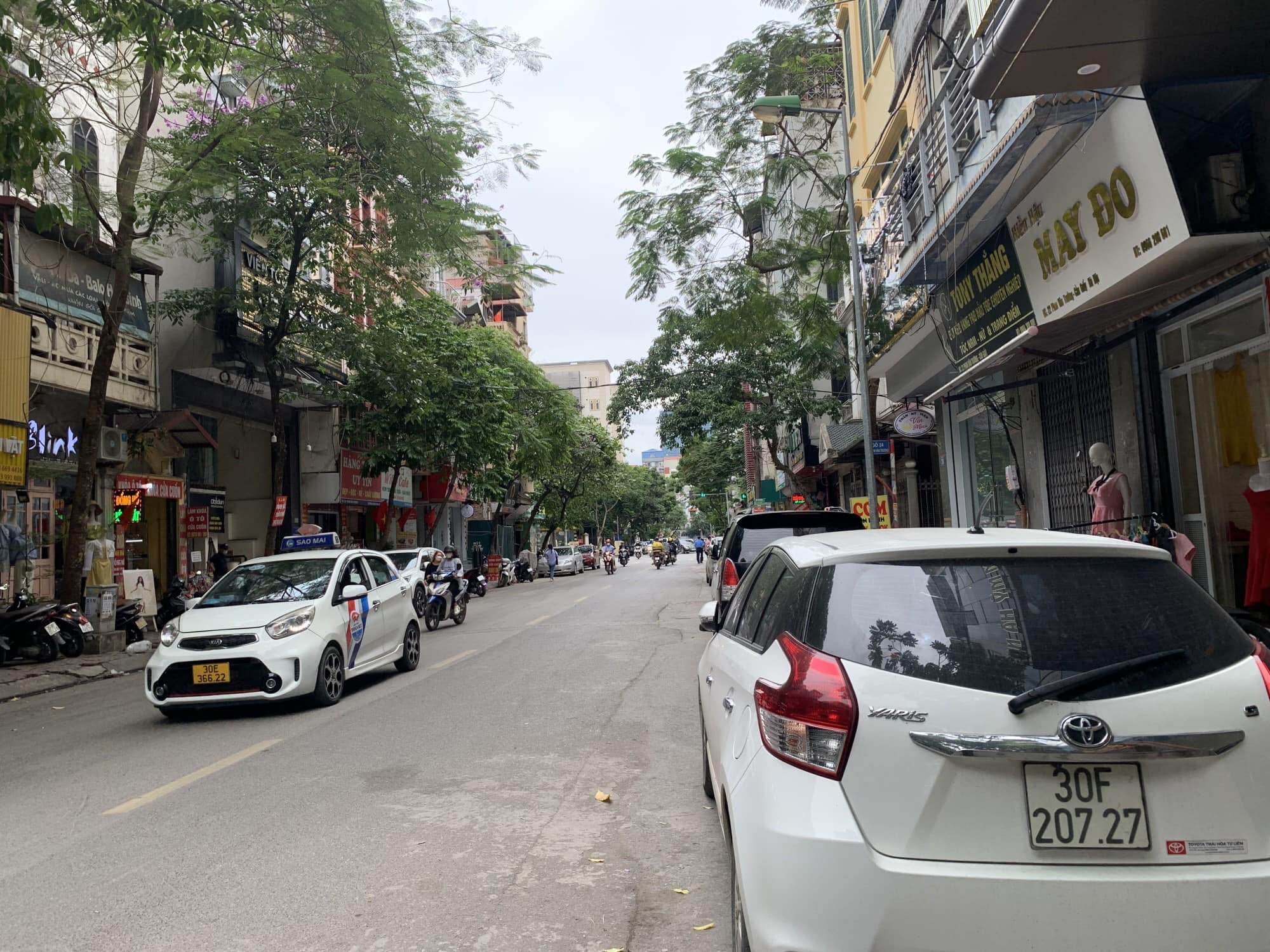 Cực Hiếm, Bán Nhà Phố Phan Văn Trường, Cầu giấy 60m Ô tô, Kinh doanh 11,x tỷ