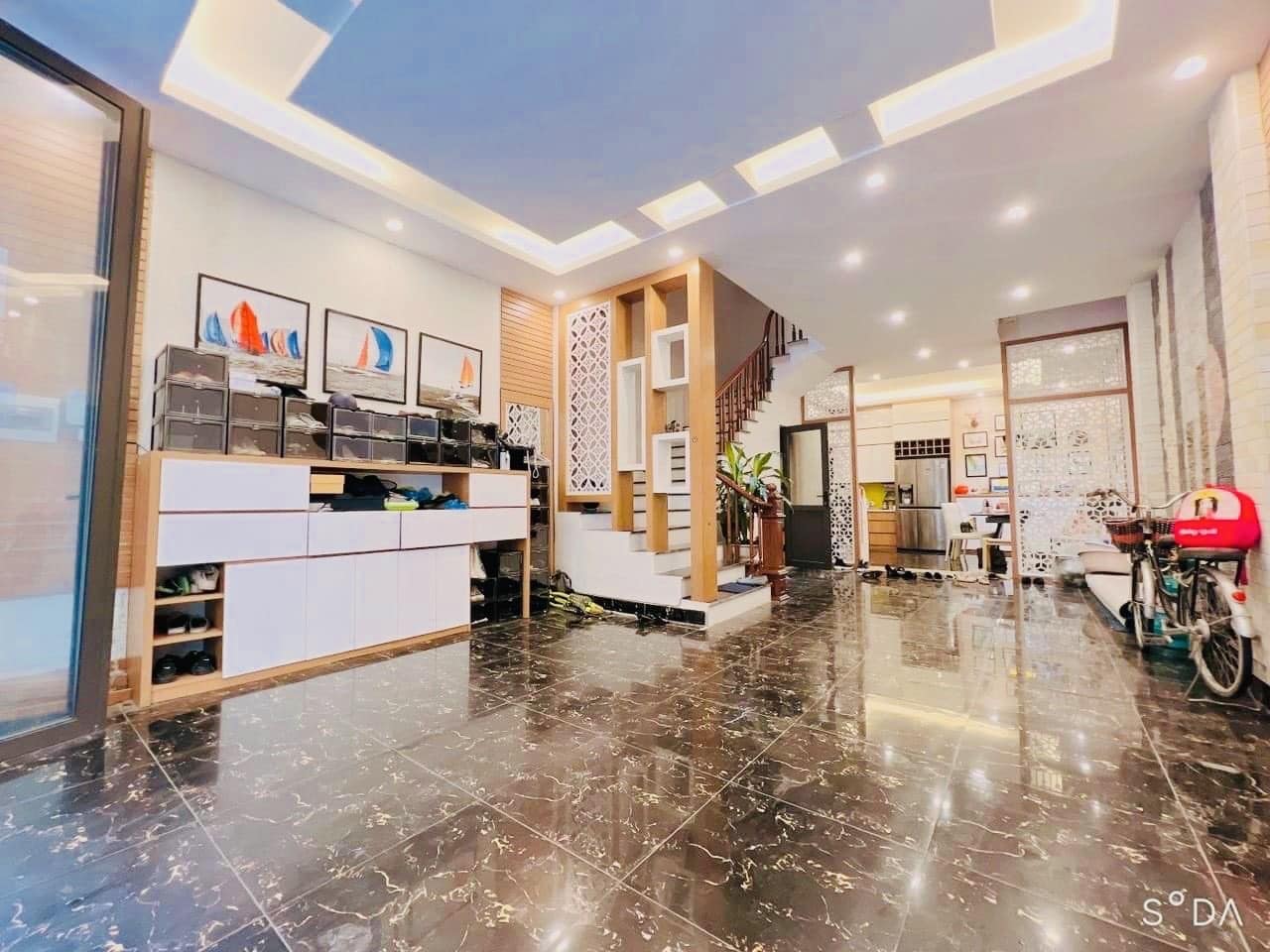 Bán nhà mới đẹp phân lô ô tô tránh Định Công, 72m x 4T, 13.6 tỷ.