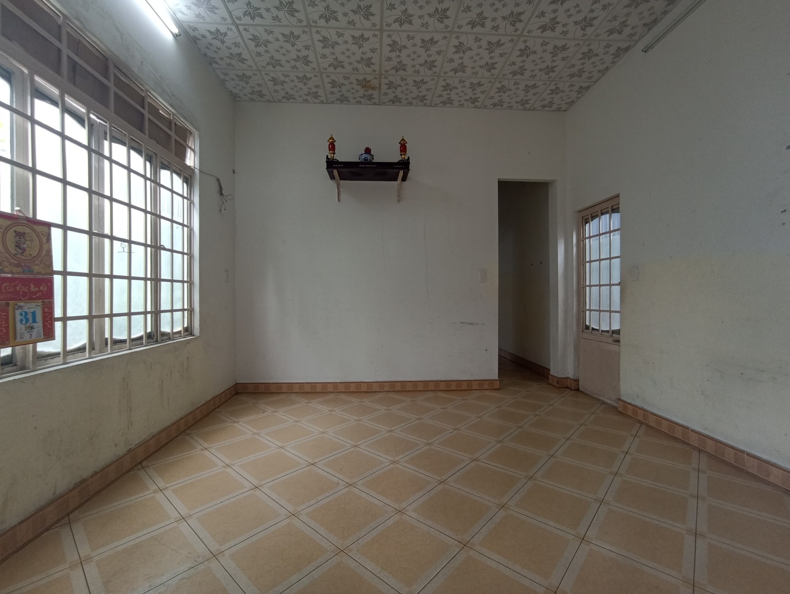 Bán đất tặng nhà đường Ông Ích Khiêm, Hải Châu, C4, 79 m2, gần Sông Hàn, ô tô đỗ, chỉ 4 tỷ. \